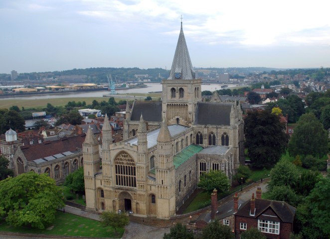 Rochester_Cathedral_from_Castle