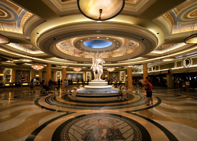Las Vegas Hotel Guide – Caesar’s Palace