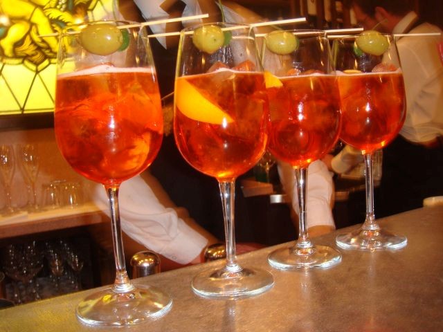 Spritz_in_bistrot_de_venice