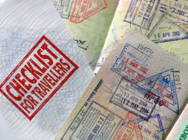 Top 20 Travel Checklist (4)