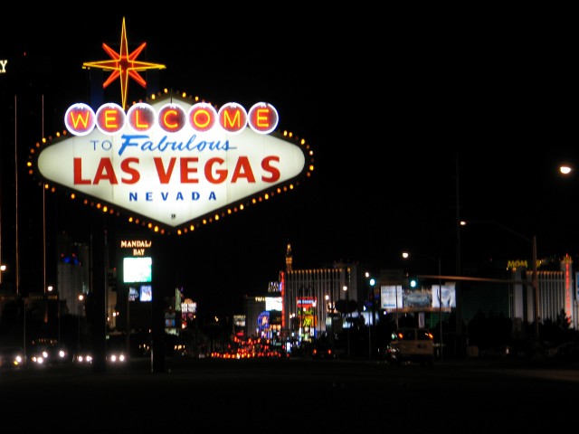 Livin’ Las Vegas: The City’s Theme Hotels