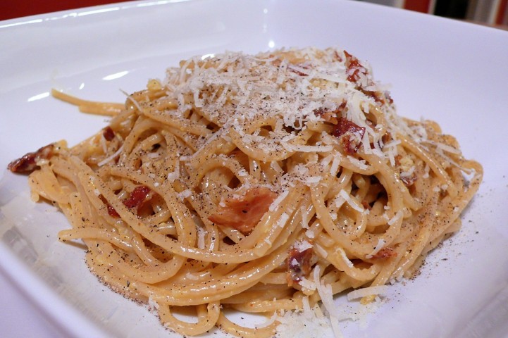 Classic-spaghetti-carbonara