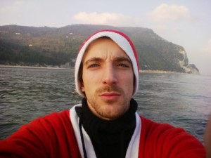 Matteo Secchi - Travelling Around Xmas
