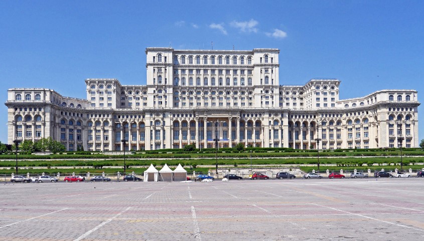 Bucharest at a Glimpse: packed full of surprisingly odd combinations